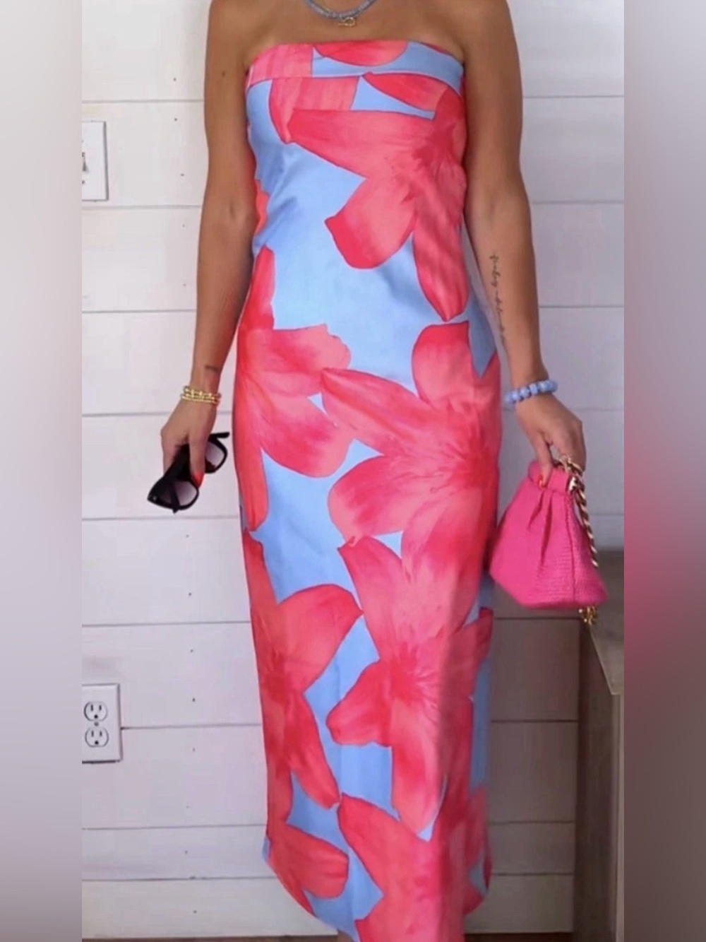 ๐ Sincerely Jules Strapless Maxi Dress in Sky Blue with Bright Pink Print